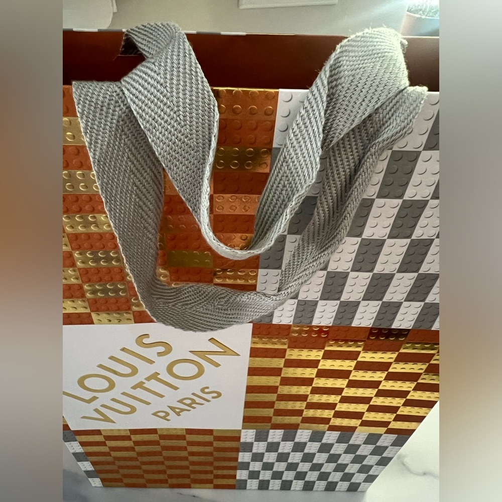 AUTHENTIC  Louis Vuitton 2022 Holiday Lego Gift Shopping Bag - Picture 4 of 11